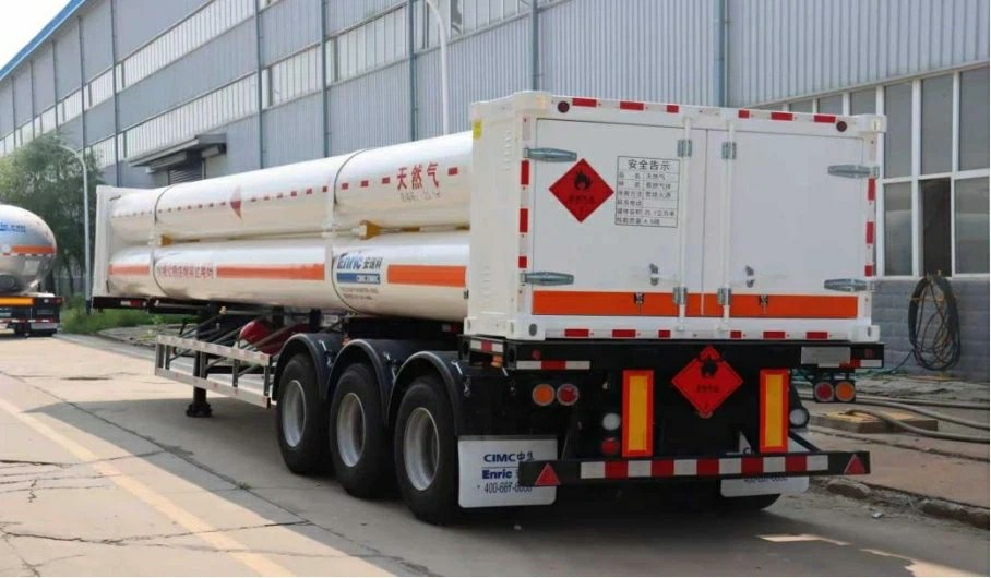 Specialized Tank Semi-trailers for Transporting LNG and CNG Gases